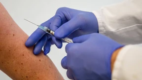 EU will offenbar 9 Milliarden Euro an Curevac und Biontech zahlen