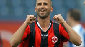 Mit Cleverness und Kälte