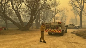 Mehrere Waldbrände außer Kontrolle