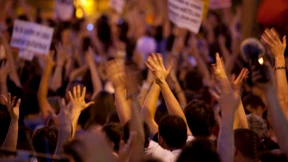 Die Unzufriedenen erheben sich