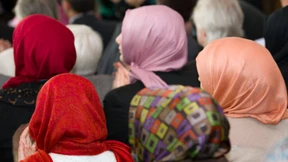 Offen für jedes politische System