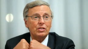 CDU-Politiker bricht bei Messe-Auftritt zusammen