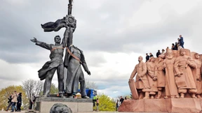 Dies ist auch ein Krieg um die Geschichte