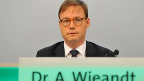 Früherer HRE-Chef rückt an die Sitze der Valovis Bank