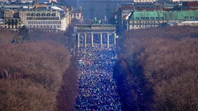 Großdemonstration „Stoppt den Krieg“ setzt starkes Zeichen