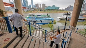 Asien wird immer tiefer in den Krisenstrudel gezogen