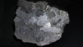 Elementares Fluor in Stinkspat 