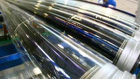 Sonnenenergie in die Erde und zurück, zum Beispiel