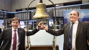 Hapag-Lloyd-Aktie startet leicht über Ausgabekurs