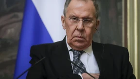 Publikum lacht Lawrow aus