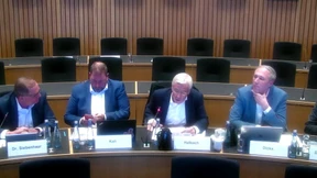 Zwei ZDF-Redakteure liegen mit ihrem Sender im Clinch