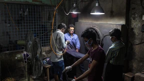 Jeans färben ohne giftige Chemikalien