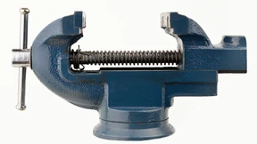 Eingespannt von allen Seiten