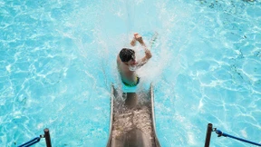 Hier schwimmen Sie am günstigsten