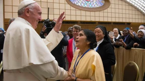 Wie der Papst die Rolle der Frau stärkt