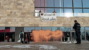 Farbattacke an der Goethe-Universität in Frankfurt
