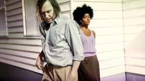 Er gibt sein Bestes, sie ist brillant