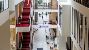 Frankfurt School träumt von Einhörnern