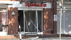 Schüsse nach Sprengattacke auf Automaten