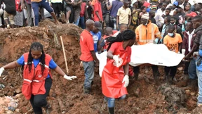 Mindestens 21 Menschen sterben durch Erdrutsch auf einer Mülldeponie