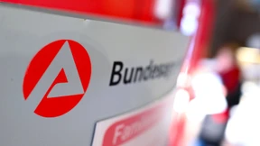 Bundesagentur für Arbeit braucht doppelt so viel Geld für Kurzarbeit