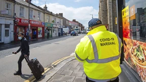 Verhindert die indische Mutante den letzten Öffnungsschritt?