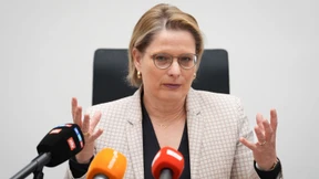 Hubig will strafrechtlich gegen KI-Pornos vorgehen