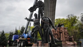 Kiew baut Denkmal der russischen Freundschaft ab