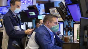 Dow dreht nach Powell-Aussagen ins Minus