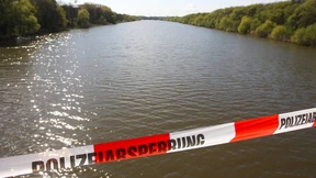 Mörder stellt sich und führt Polizei zu weiterem Opfer