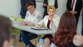 Die Frau, ohne die nichts geht