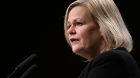 Faeser will Umgang mit Messern einschränken