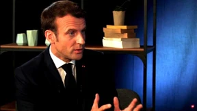 Macron reagiert im Livestream