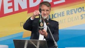 Höcke verhöhnt Verfassungsschutz