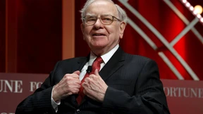 Warren Buffett verdient weniger