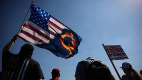 YouTube löscht Inhalte von QAnon