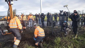 Nur durch einen Wildschweinzaun getrennt