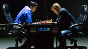 Anand holt gegen Carlsen ein Unentschieden