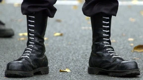 Verfassungsschutz soll straffällige V-Leute in der rechten Szene geschützt haben