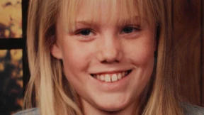 Entführungsopfer Dugard verklagt die Regierung