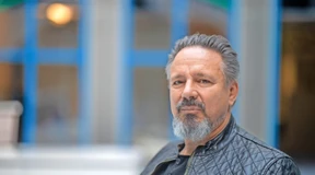 Helios-Chef De Meo wehrt sich gegen seinen Rauswurf