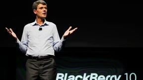 Blackberry setzt auf Facebook und Co.