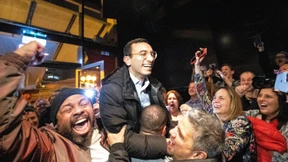 Der halbe Römer ruft „Mike, Mike, Mike“