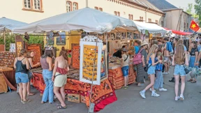 Lachyoga und Rudelraufen