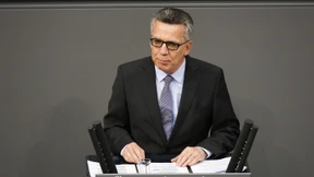 De Maizière fordert mehr Wachsamkeit der Bürger