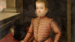 Ein trauriger Infant und bunte Beamte aus China