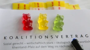 Grüne und rote Ampeln 