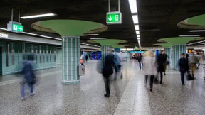 U-Bahn-Station nachts für Obdachlose geöffnet