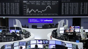 Dax legt zu und baut Abstand zu 10.000 Punkten aus