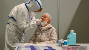 Wieder deutlicher Anstieg der Neuinfektionen und Sieben-Tage-Inzidenz